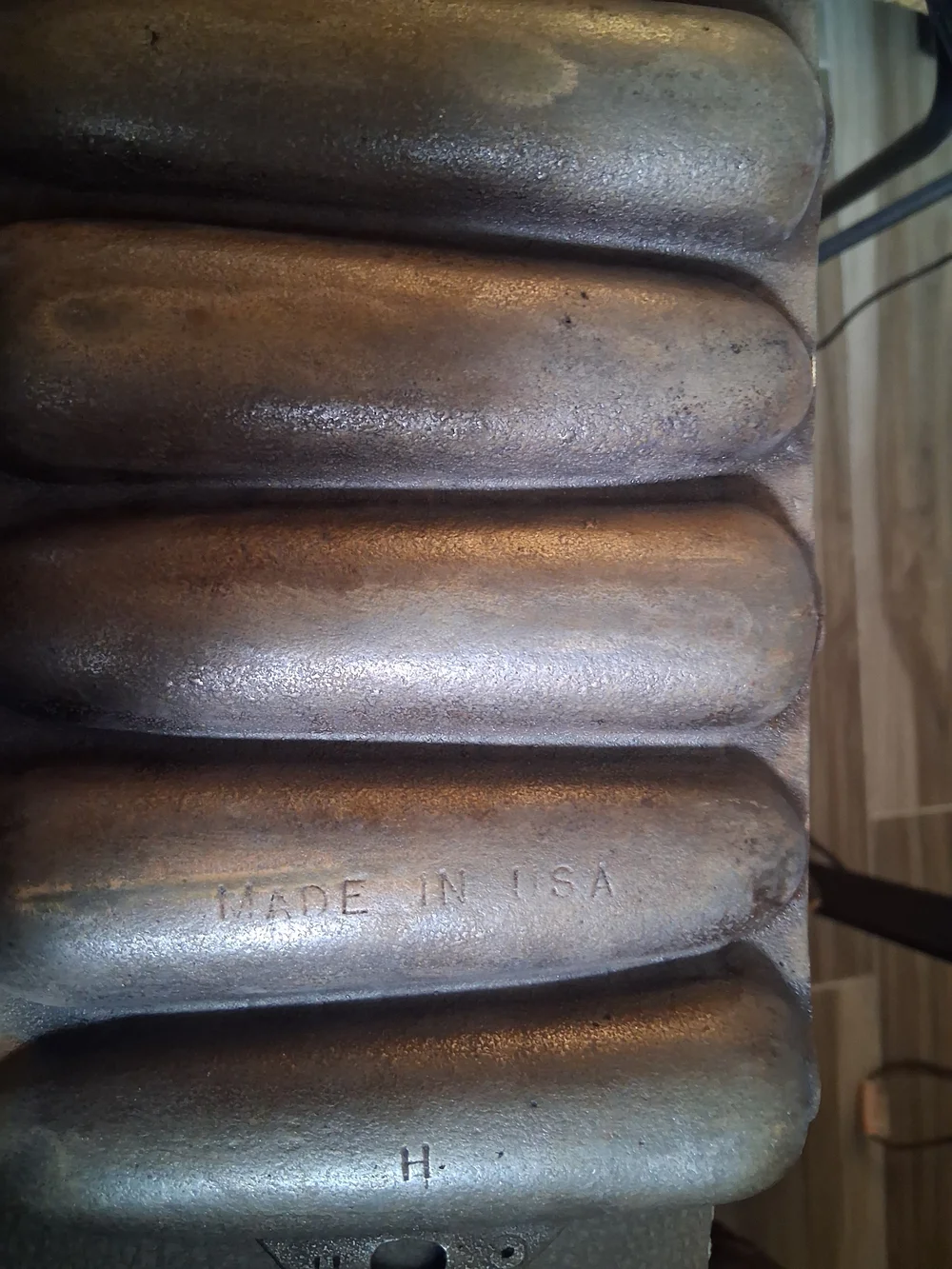 Vintage Wagner Ware Cast Iron Corn Stick Pan -  Mold